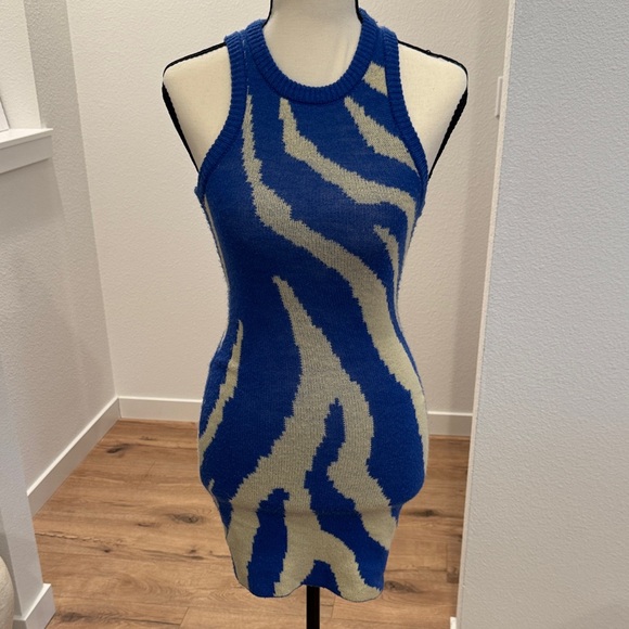 Princess Polly Blue and Cream Sleeveless Knit Dress - Picture 4 of 10